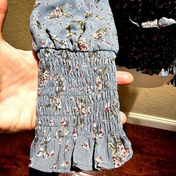 Milk & Honey  Teal Floral Smocked Waist M Top Frenchy Boho Retro Ditsy Romantic - Picture 5 of 9